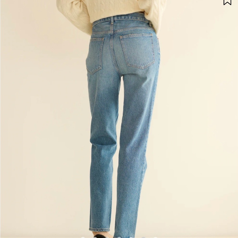 DOEN DIANA MID RISE JEAN -- MARVILLE WASH - Picture 5 of 6